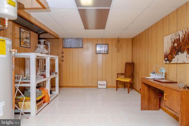 1324 CHAPEL HILL DR, Baltimore, MD 21237