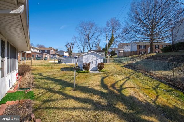1324 CHAPEL HILL DR, Baltimore, MD 21237
