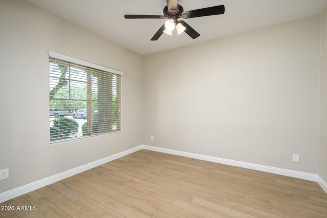 1860 W BUCKHORN Trail, Phoenix, AZ 85085