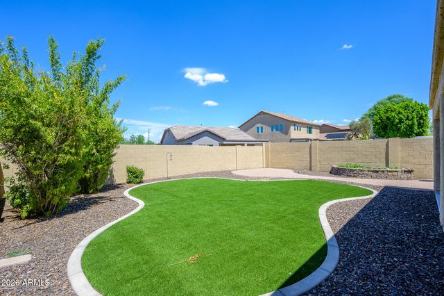 1860 W BUCKHORN Trail, Phoenix, AZ 85085