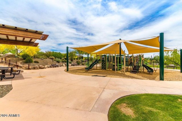 1860 W BUCKHORN Trail, Phoenix, AZ 85085