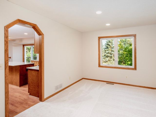 5735 Sycamore Lane N, Plymouth, MN 55442