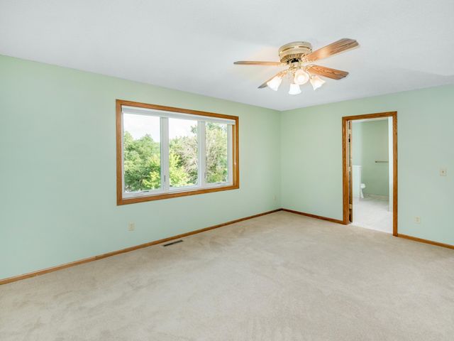 5735 Sycamore Lane N, Plymouth, MN 55442
