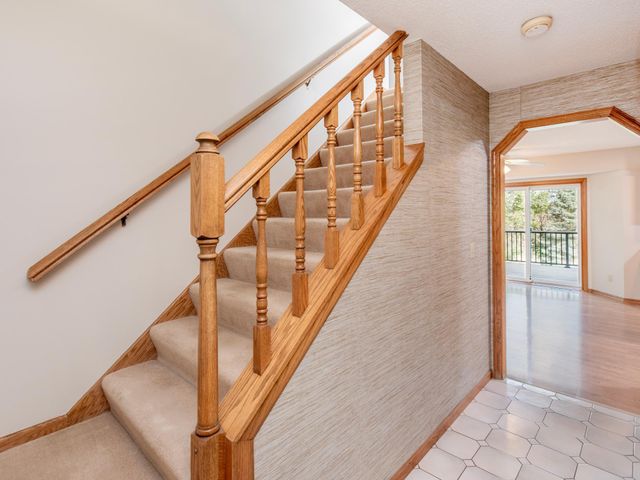 5735 Sycamore Lane N, Plymouth, MN 55442