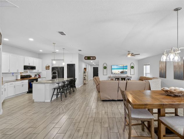 3109 LAKES CREST AVENUE, St Cloud, FL 34772