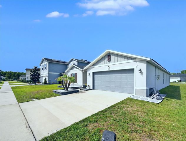 3109 LAKES CREST AVENUE, St Cloud, FL 34772