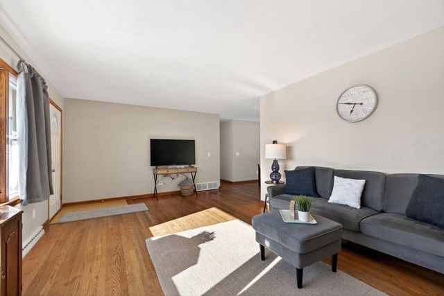 295 Kessler Cowl Road 295 Kessler Cowl Road, Tipp City, OH 45371