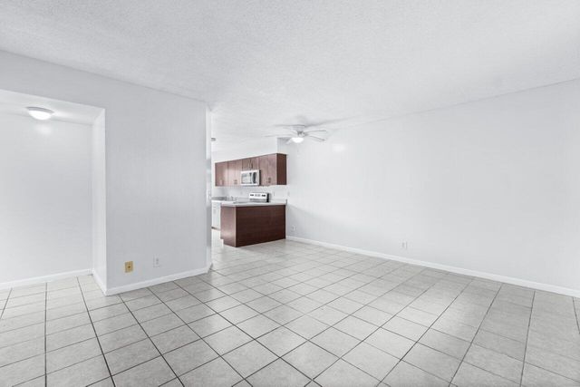 1837 NW 94th Avenue, Coral Springs, FL 33071