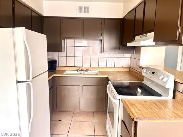 3244 Figler Court, North Las Vegas, NV 89030