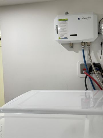 16 Sportsmans Avenue, Freeport, NY 11520