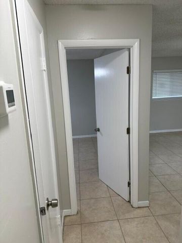 419 N Broadway 3, Lantana, FL 33462