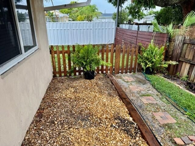 419 N Broadway 3, Lantana, FL 33462