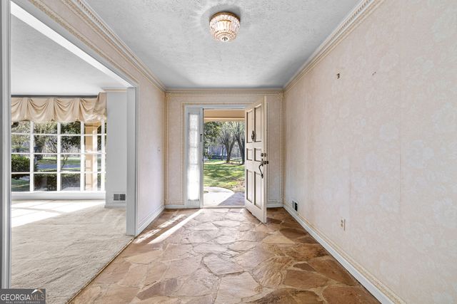 1107 Highway 92 S, Fayetteville, GA 30215