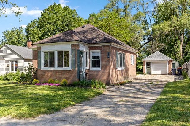 525 W 22nd Street, Holland, MI 49423
