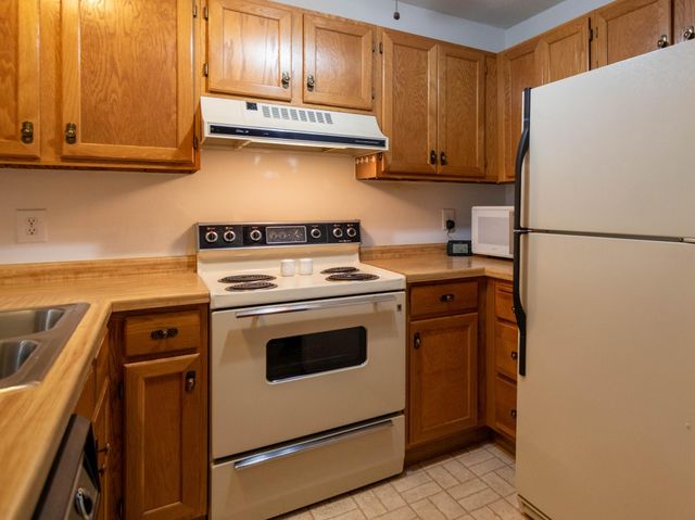7614 York Avenue S 3118, Edina, MN 55435