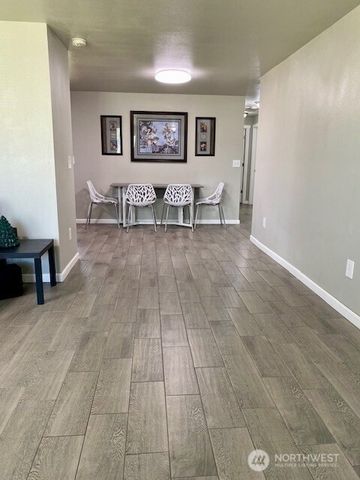 416 Mckenzie Avenue SW, Yelm, WA 98597