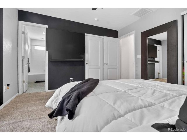 26010 E Byers Pl, Aurora, CO 80018