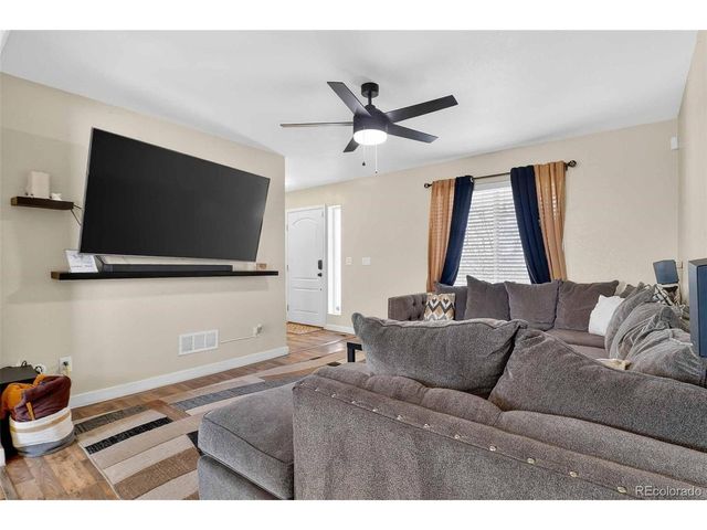 26010 E Byers Pl, Aurora, CO 80018