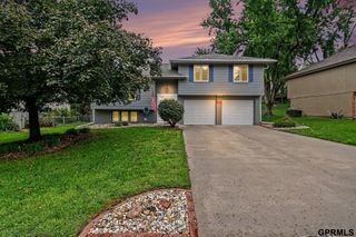 1005 Overland Trail, Papillion, NE 68046