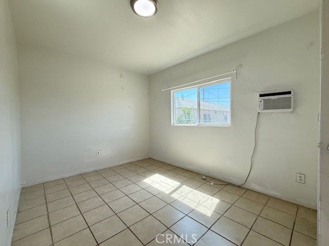 818 E C St, Colton, CA 92324