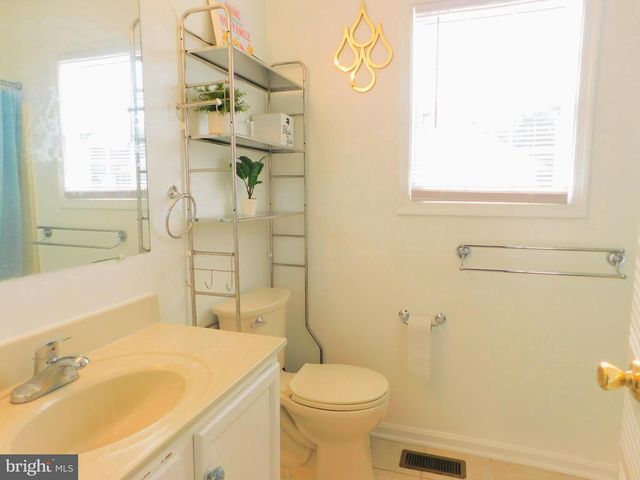 545 KENAN ST, Taneytown, MD 21787