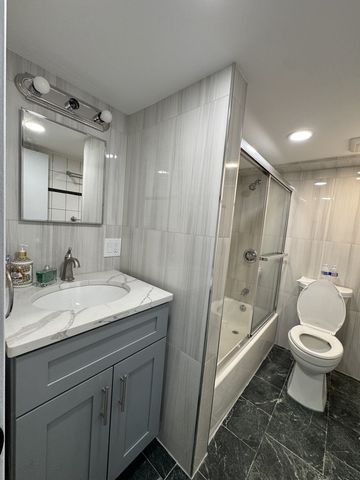 35-33 34th Street, New York City, NY 11106