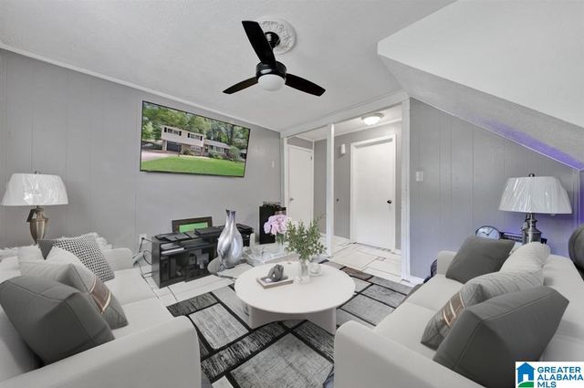 523 ARGONNE DRIVE NE, Center Point, AL 35215