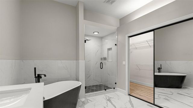 9428 SW 39TH AVENUE, Gainesville, FL 32608