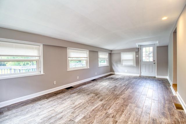 153 Waits Avenue, Cincinnati, OH 45230