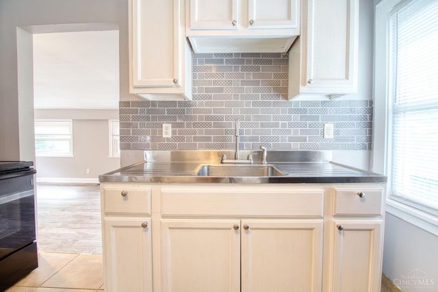 153 Waits Avenue, Cincinnati, OH 45230