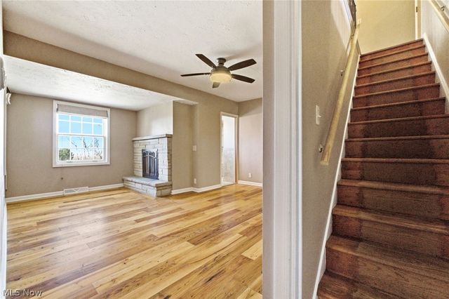 29319 Cresthaven Drive, Willowick, OH 44095