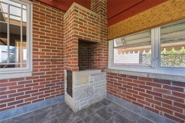 29319 Cresthaven Drive, Willowick, OH 44095