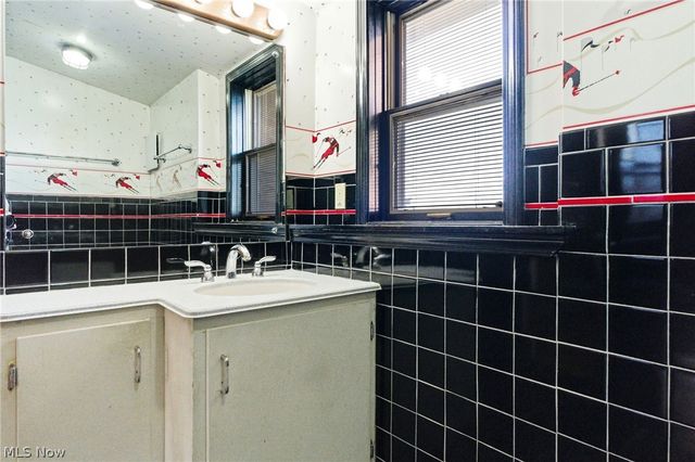 29319 Cresthaven Drive, Willowick, OH 44095