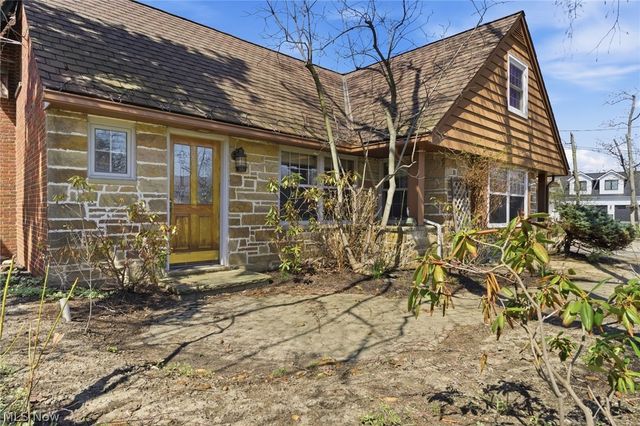 29319 Cresthaven Drive, Willowick, OH 44095