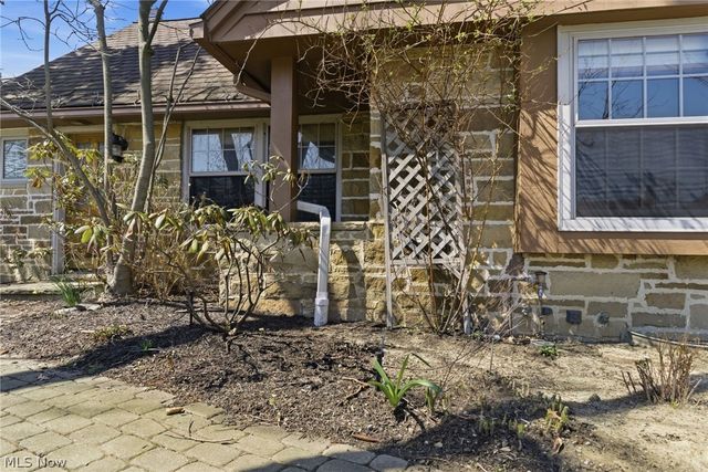 29319 Cresthaven Drive, Willowick, OH 44095