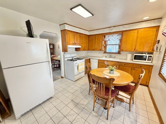 2939 Cannon Street, Rockford, IL 61109