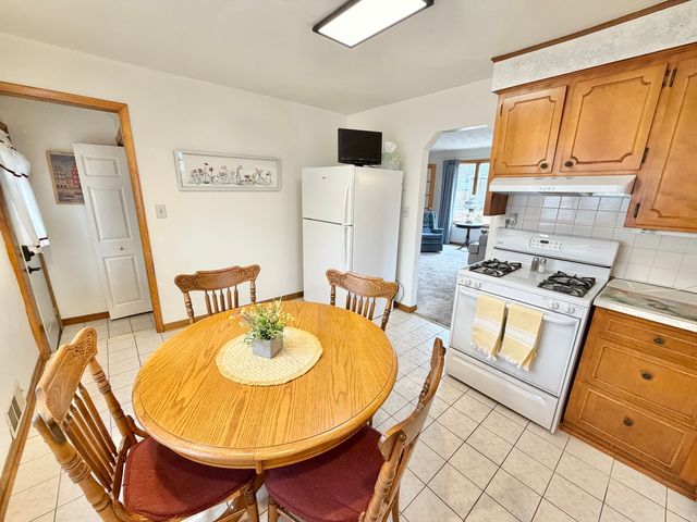 2939 Cannon Street, Rockford, IL 61109