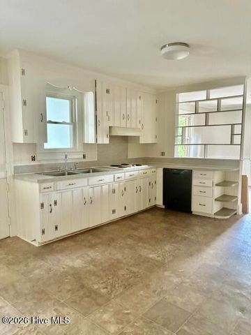 1606 West Road, Kinston, NC 28501