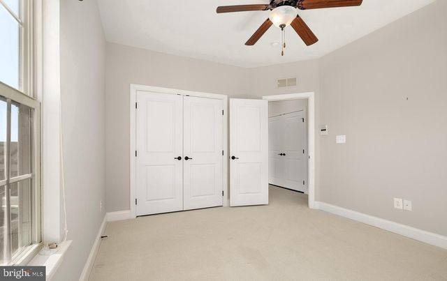 42101 PIEBALD SQ, Aldie, VA 20105