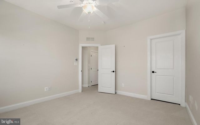 42101 PIEBALD SQ, Aldie, VA 20105