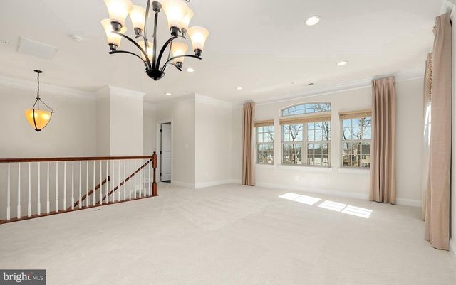42101 PIEBALD SQ, Aldie, VA 20105