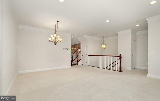 42101 PIEBALD SQ, Aldie, VA 20105