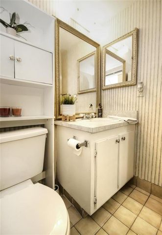 8401 LAGOS DE CAMPO Boulevard 306V, Tamarac, FL 33321