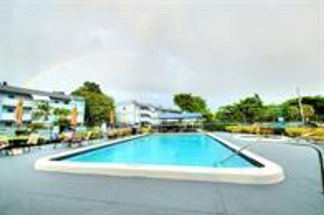 8401 LAGOS DE CAMPO Boulevard 306V, Tamarac, FL 33321