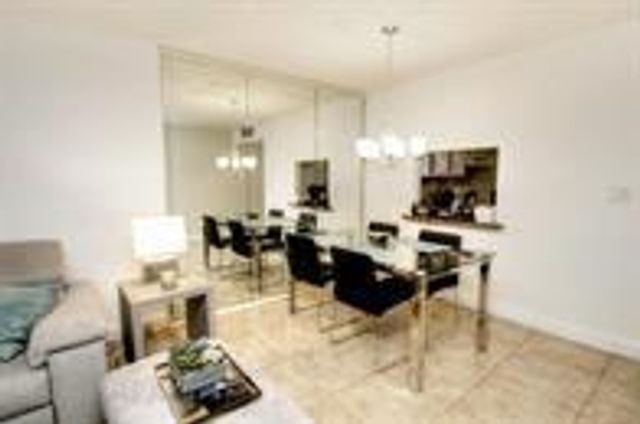 8401 LAGOS DE CAMPO Boulevard 306V, Tamarac, FL 33321