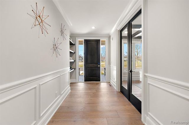 2182 Buckingham Avenue, Birmingham, MI 48009