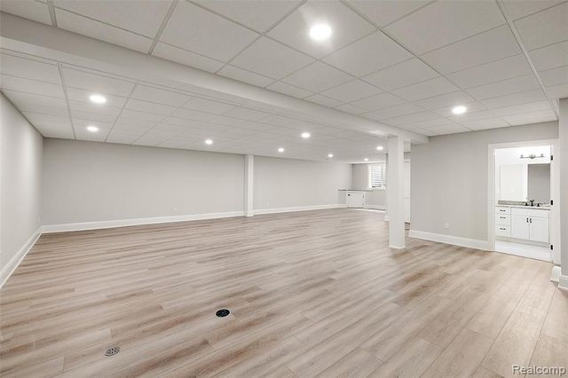 2182 Buckingham Avenue, Birmingham, MI 48009