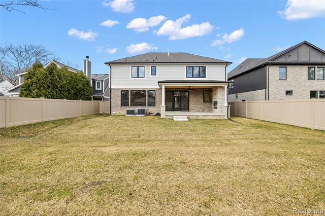 2182 Buckingham Avenue, Birmingham, MI 48009