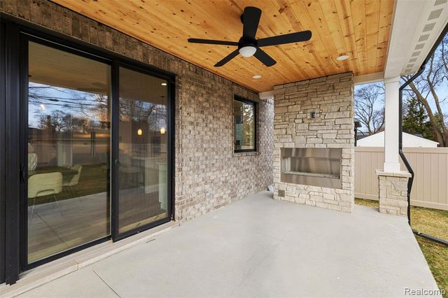 2182 Buckingham Avenue, Birmingham, MI 48009