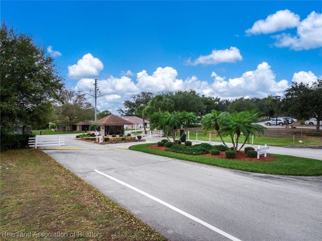 4 Rosewood Drive N, Lake Placid, FL 33852